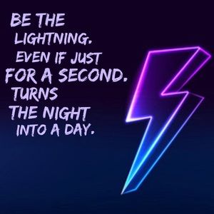 Kendra Scott Lightning Bolt Huggie Hoop Earrings ✨ Silver